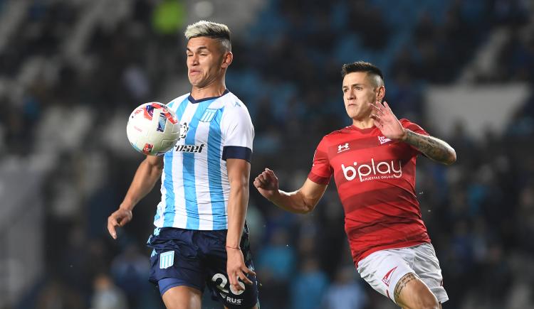 Imagen de MIRÁ EL RESUMEN DE RACING 1-1 ESTUDIANTES