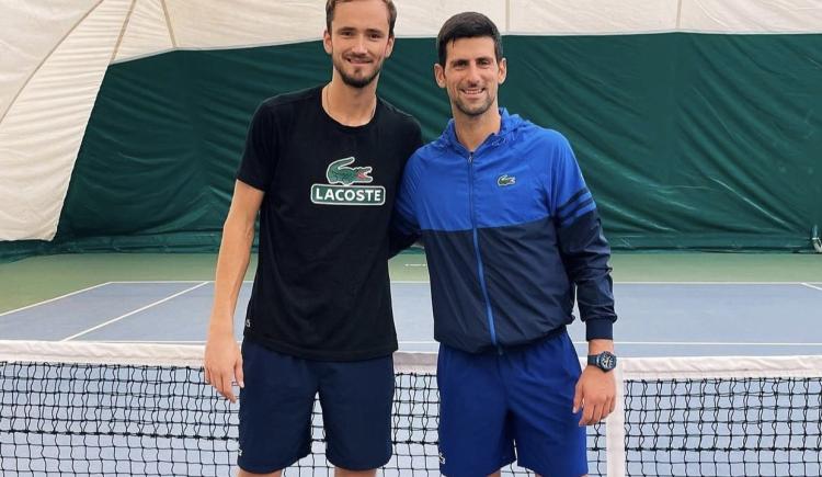 Imagen de DJOKOVIC Y MEDVEDEV SE ENTRENARON JUNTOS EN PARÍS