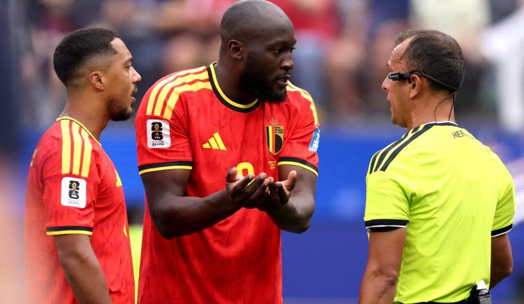 Imagen de Bélgica no pudo con Irán en el debut de Darío Herrera en el Mundial