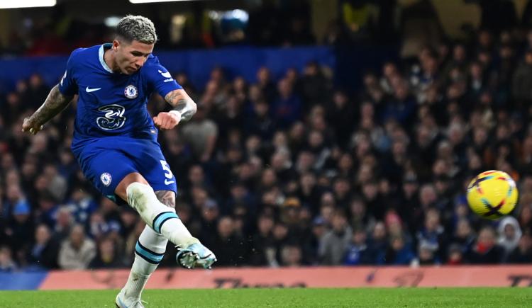 Imagen de Enzo Fernández aprobó en su debut con Chelsea