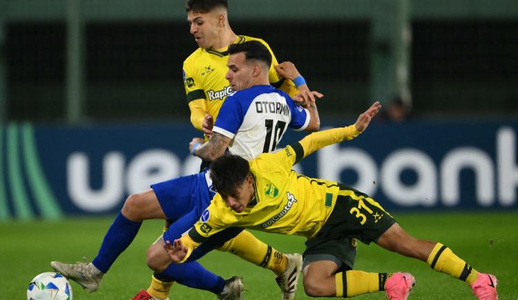 Imagen de Defensa dejó escapar la clasificación y quedó eliminado de la Copa Sudamericana