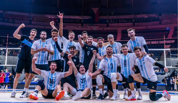 Imagen de Argentina, a octavos del Mundial de vóley con una hazaña ante el bicampeón olímpico