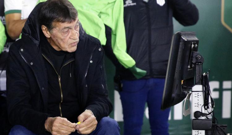 Imagen de Oficial: Julio César Falcioni vuelve al ruedo en el fútbol argentino