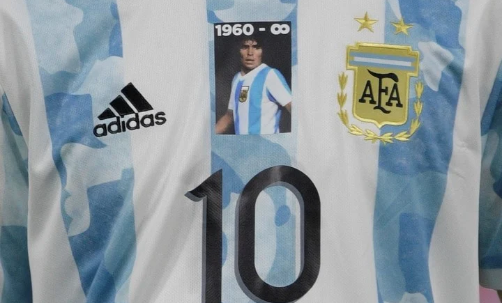 Imagen de MESSI EN PRIMERA PERSONA: "ETERNO DIEGO"