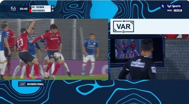 Imagen de Hito tecnológico en Copa Argentina: El VAR sanciona el primer penal de su historia