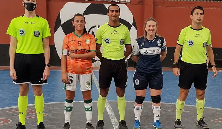 Imagen de ESCÁNDALO EN EL FUTSAL FEMENINO: BANFIELD SE HIZO CUATRO GOLES EN CONTRA PARA TENER UN MEJOR CRUCE