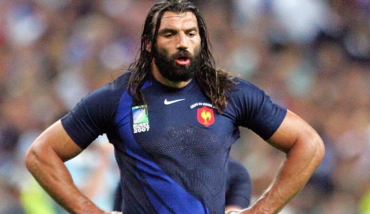 Imagen de La dramática situación de una gloria del rugby mundial