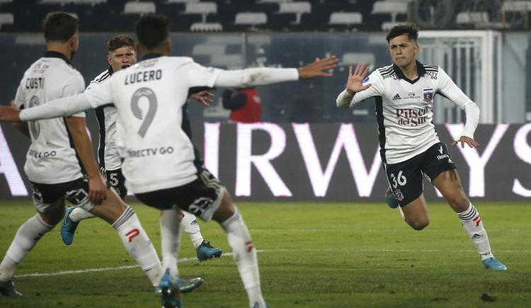 Imagen de Colo Colo sacó ventaja con goles argentinos