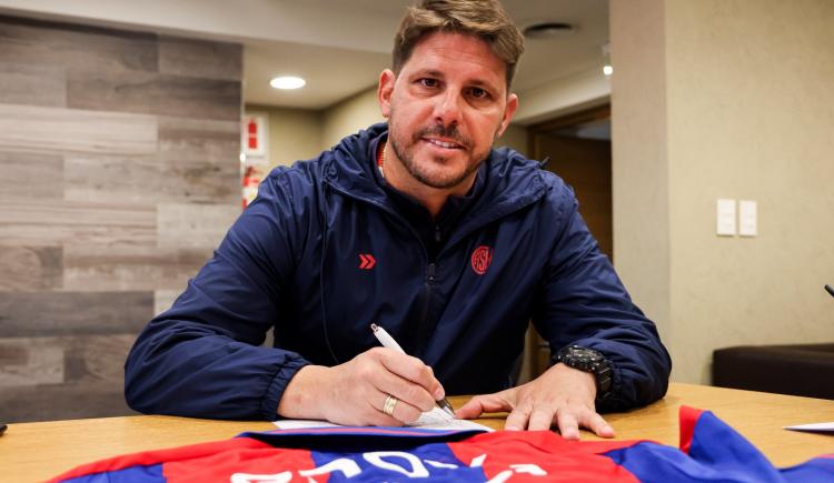 Imagen de Se confirmó cuándo debutará el nuevo entrenador de San Lorenzo