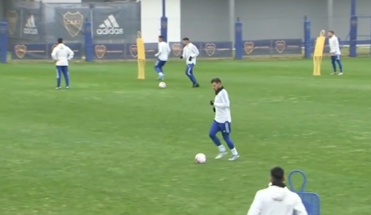 Imagen de Boca dio vuelta la página y volvió con un entrenamiento a puertas abiertas