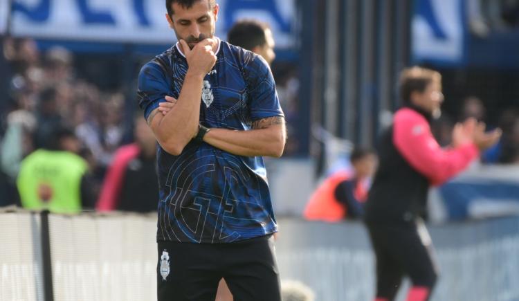 Imagen de Gimnasia, sin DT: Fernando Zaniratto dejó su cargo tras la goleada ante Huracán
