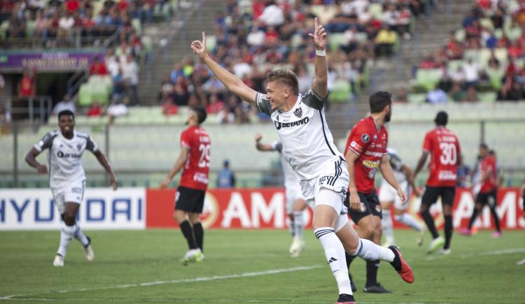 Imagen de Atlético Mineiro de Gabriel Milito debutó en la Libertadores con récord y goleada