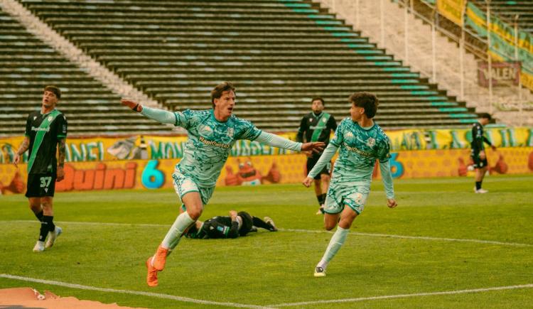 Imagen de Javier Sanguinetti debutó con el pie derecho en Aldosivi
