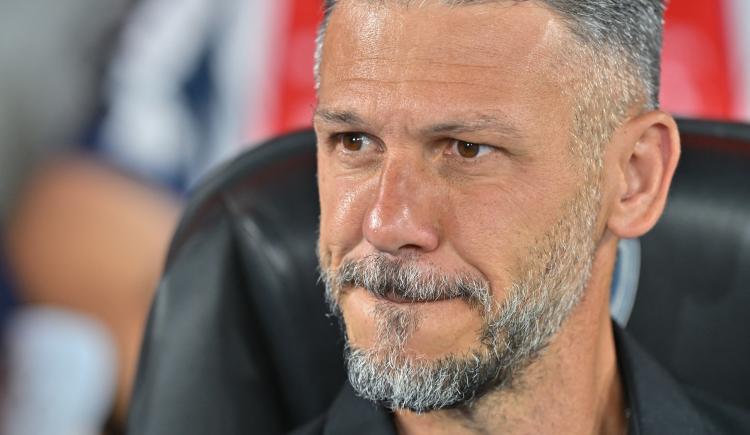 Imagen de Martín Demichelis tomó aire tras el escándalo y llegará con vida al clásico