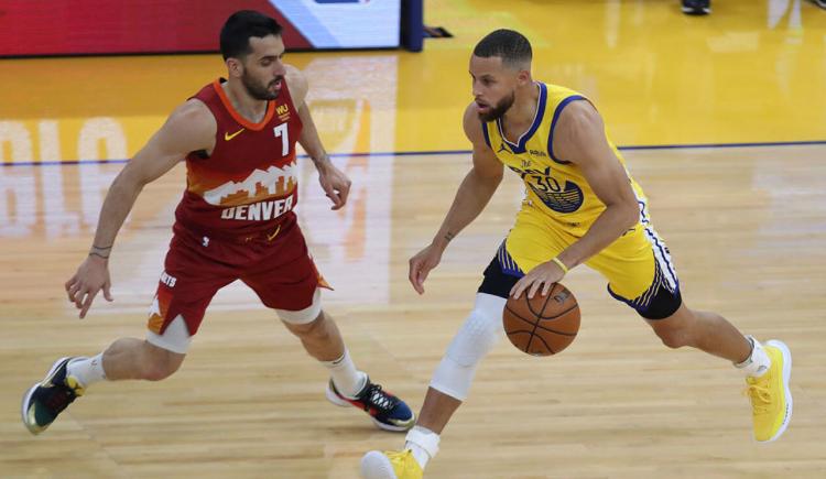 Imagen de DENVER CAYÓ EN SU VISITA A GOLDEN STATE