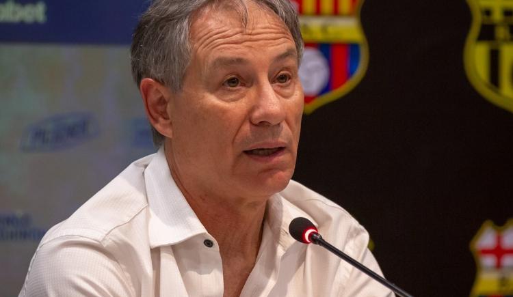 Imagen de Ariel Holan fue despedido como entrenador de Barcelona de Ecuador