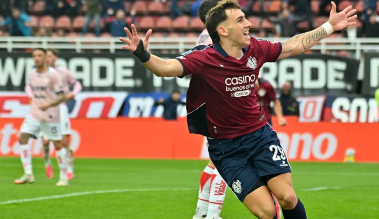 Imagen de San Lorenzo le ganó con lo justo a Unión y calmó el ánimo de sus hinchas