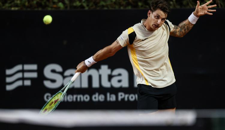 Imagen de Ugo Carabelli, implacable en el inicio de la defensa del título en el Rosario Challenger