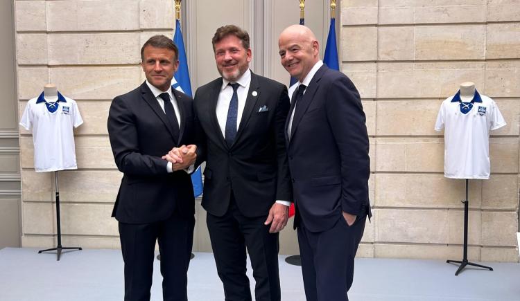 Imagen de Los 120 años de la FIFA, con Infantino a la cabeza