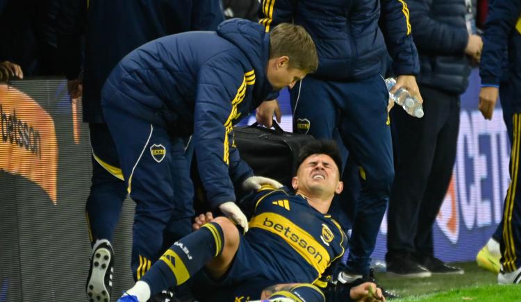 Imagen de Adam Bareiro sufrió un doble desgarro y se lamentan Boca y Paraguay