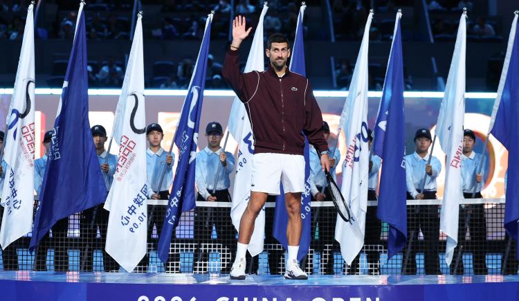 Imagen de Novak Djokovic agigantó su leyenda en Pekín y alcanzó su título 102