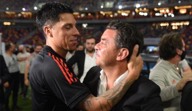 Imagen de Gallardo, entre la prudencia y la necesidad: ¿arriesga a Enzo Pérez ante Talleres?