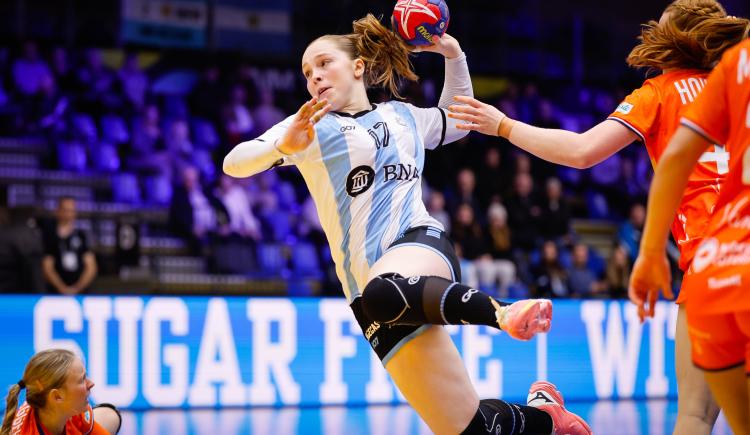 Imagen de Argentina debutó con derrota en el Mundial femenino de handball
