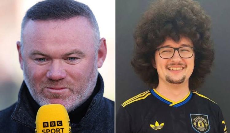 Imagen de Wayne Rooney, con los tapones de punta contra el hincha viral de Manchester United