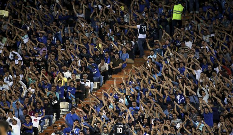 Imagen de Irán les permite a las mujeres ir a ver fútbol recién ahora