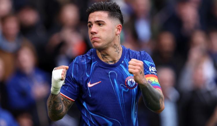 Imagen de Con un golazo de Enzo Fernández, Chelsea venció al Aston Villa de Dibu Martínez