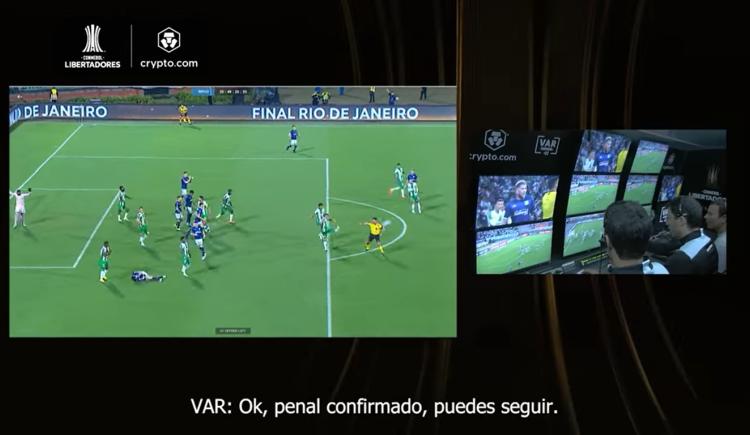 Imagen de El penal a Gabriel Rojas: por qué para Conmebol no debió sancionarse