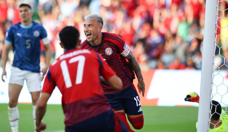 Imagen de No hubo utopía: Costa Rica derrotó a Paraguay pero no le alcanzó