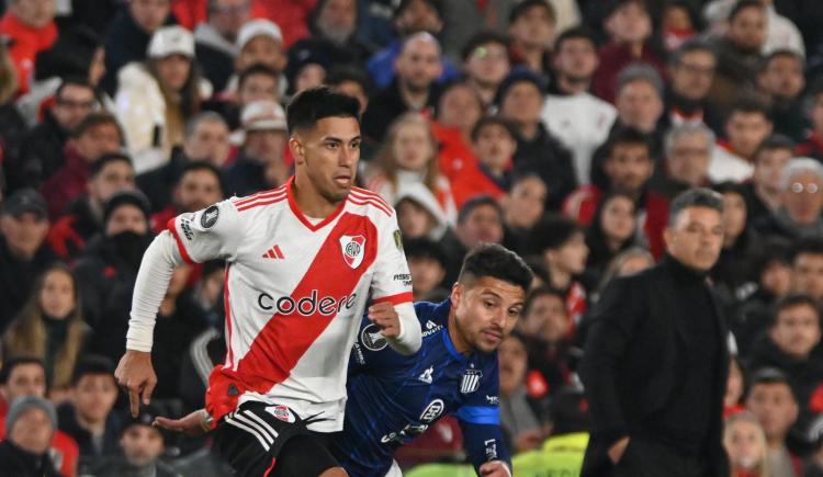 Imagen de Maxi Meza: un gran debut en River con humorada de Gallardo incluida