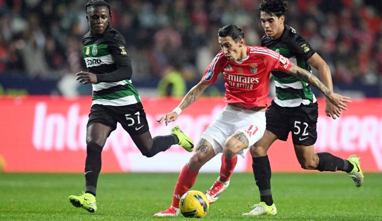 Imagen de Con una gran jugada de Di María, Benfica se coronó campeón de la Copa de la Liga
