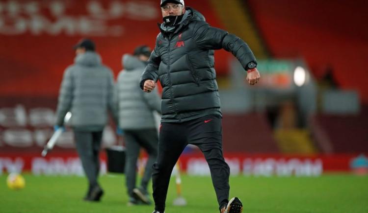 Imagen de KLOPP SE MANIFESTÓ CONTRA LOS CANTOS HOMOFÓBICOS