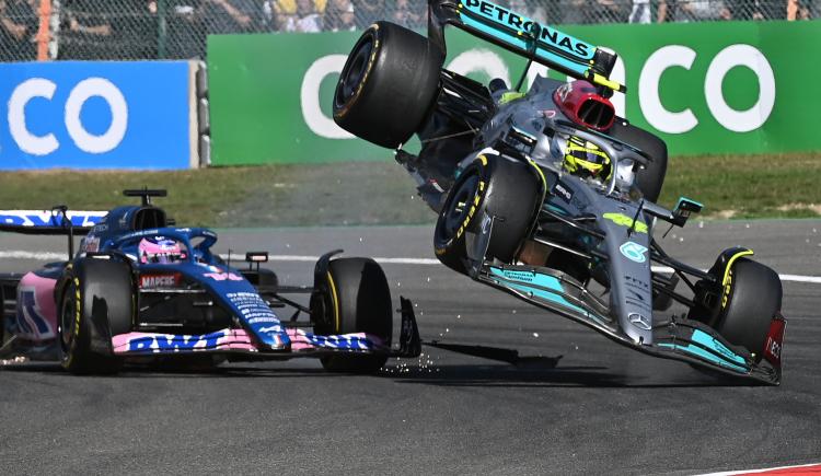 Imagen de G.P. Bélgica: El incidente que dejó afuera a Lewis Hamilton
