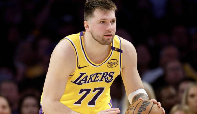 Imagen de Luka Doncic, estrella de la NBA, no dudo al elegir entre River y Boca