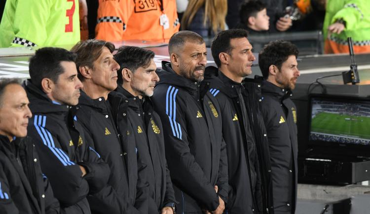 Imagen de La primera voz del cuerpo técnico de la Selección Argentina que habló sobre la lesión de Cuti Romero