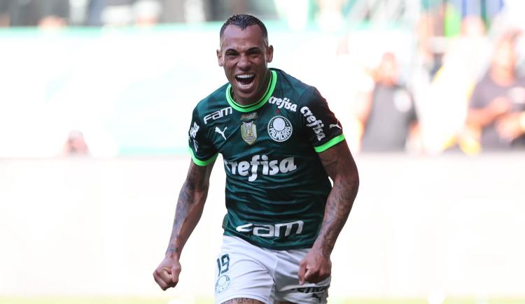 Imagen de Palmeiras ganó y quedó a un paso del título