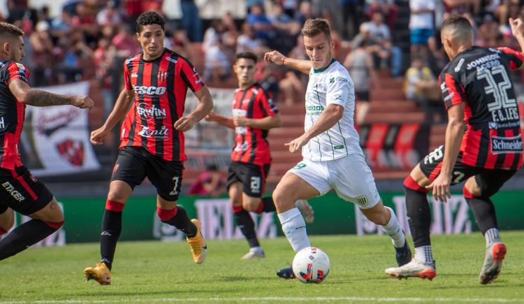 Imagen de Banfield ganó y sueña con la clasificación