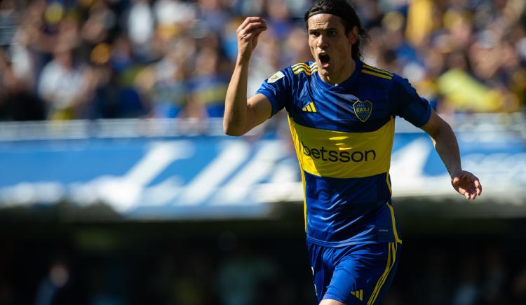 Imagen de Polémica superclásica: ¿Fue lícito el gol anulado a Cavani?