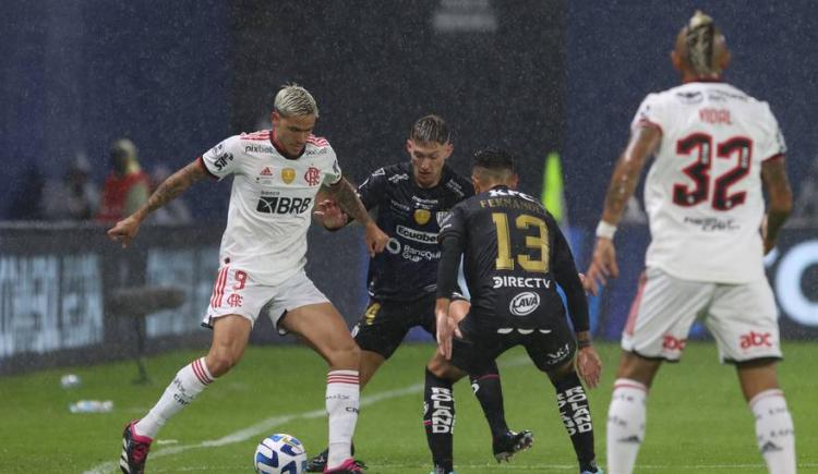 Imagen de Independiente Del Valle dio el golpe y venció a Flamengo en el partido de ida