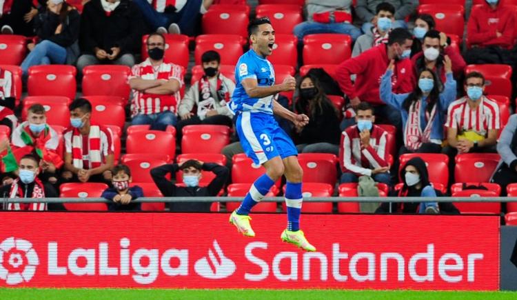 Imagen de FALCAO HACE RUGIR AL RAYO VALLECANO