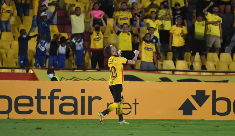Imagen de Golazo olímpico del "Kitu" Díaz