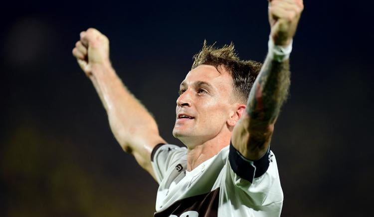 Imagen de Histórico: Platense le cortó un invicto como local de nueve años a Peñarol y sumó su primer triunfo en Libertadores