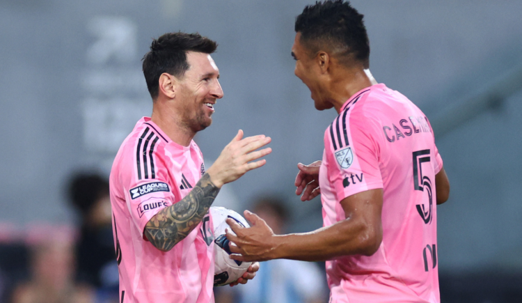 Imagen de Casemiro se rindió a los pies de Messi tras su vuelta a las canchas