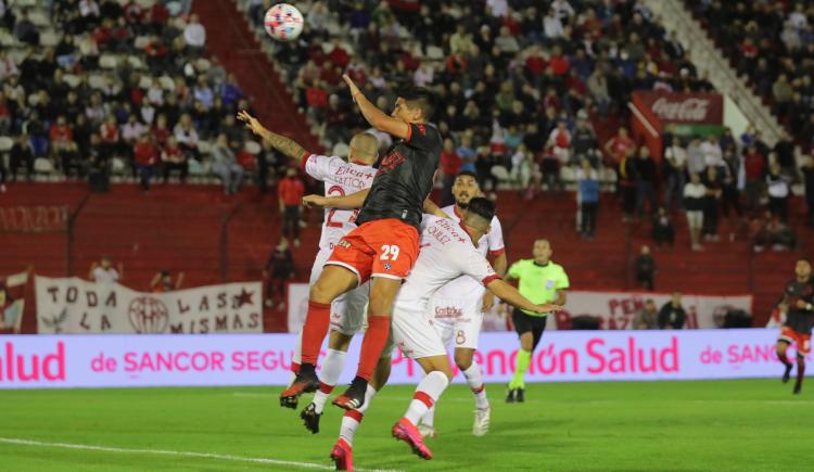 Imagen de Mirá el resumen de Huracán 1-2 Barracas Central