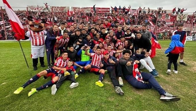 Imagen de Talleres (RE) se consagró campeón del Clausura de la Primera B