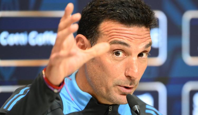 Imagen de Scaloni le dio la "bendición" a un equipo del fútbol argentino
