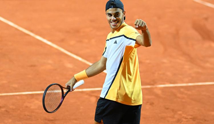 Imagen de Francisco Cerúndolo logró un triunfazo y buscará dar el batacazo ante Djokovic